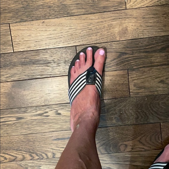 Meet your Posher, Amy - Picture 1 of 1